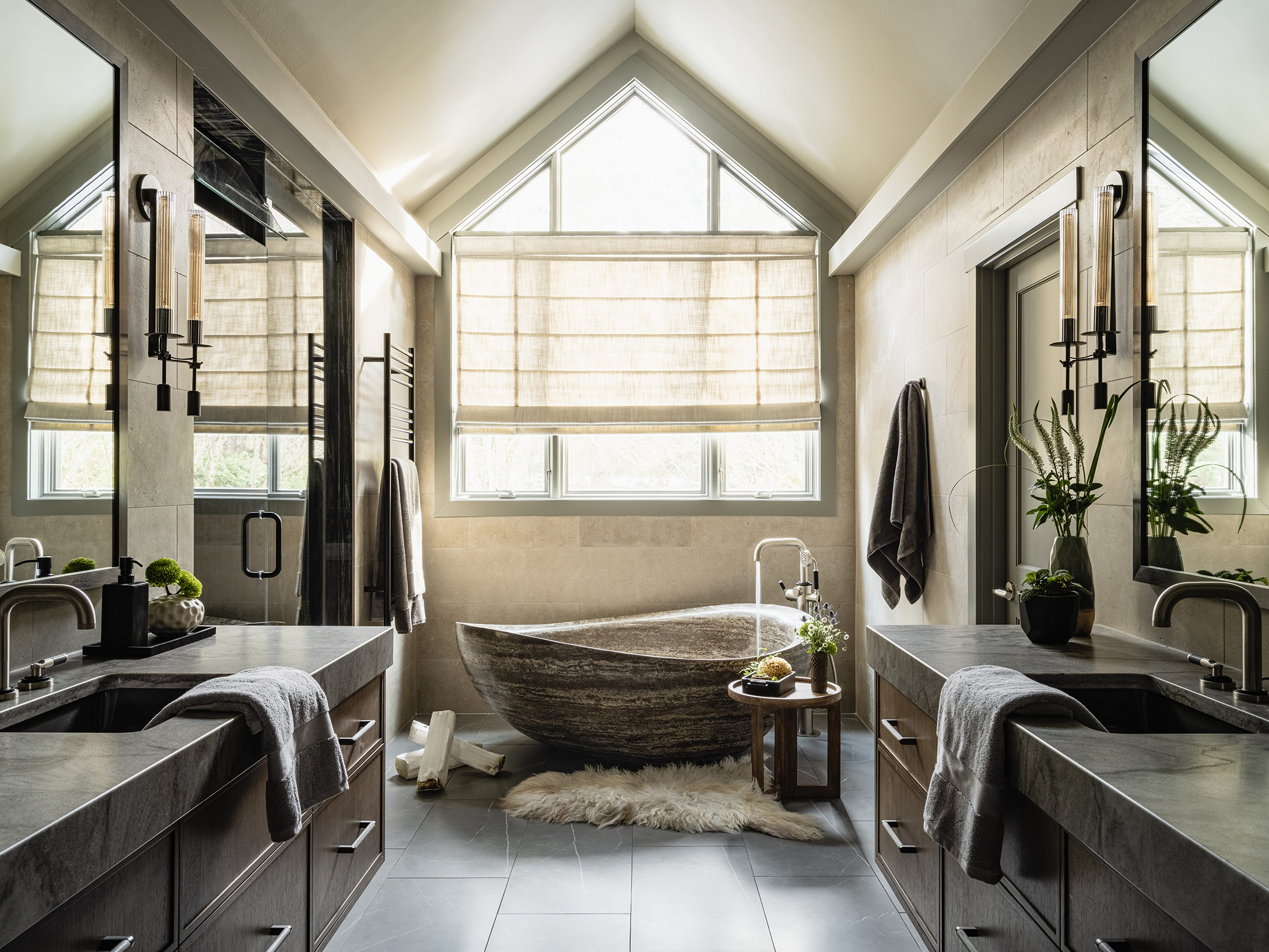 Featured image for “North Bend Luxury Bathroom”