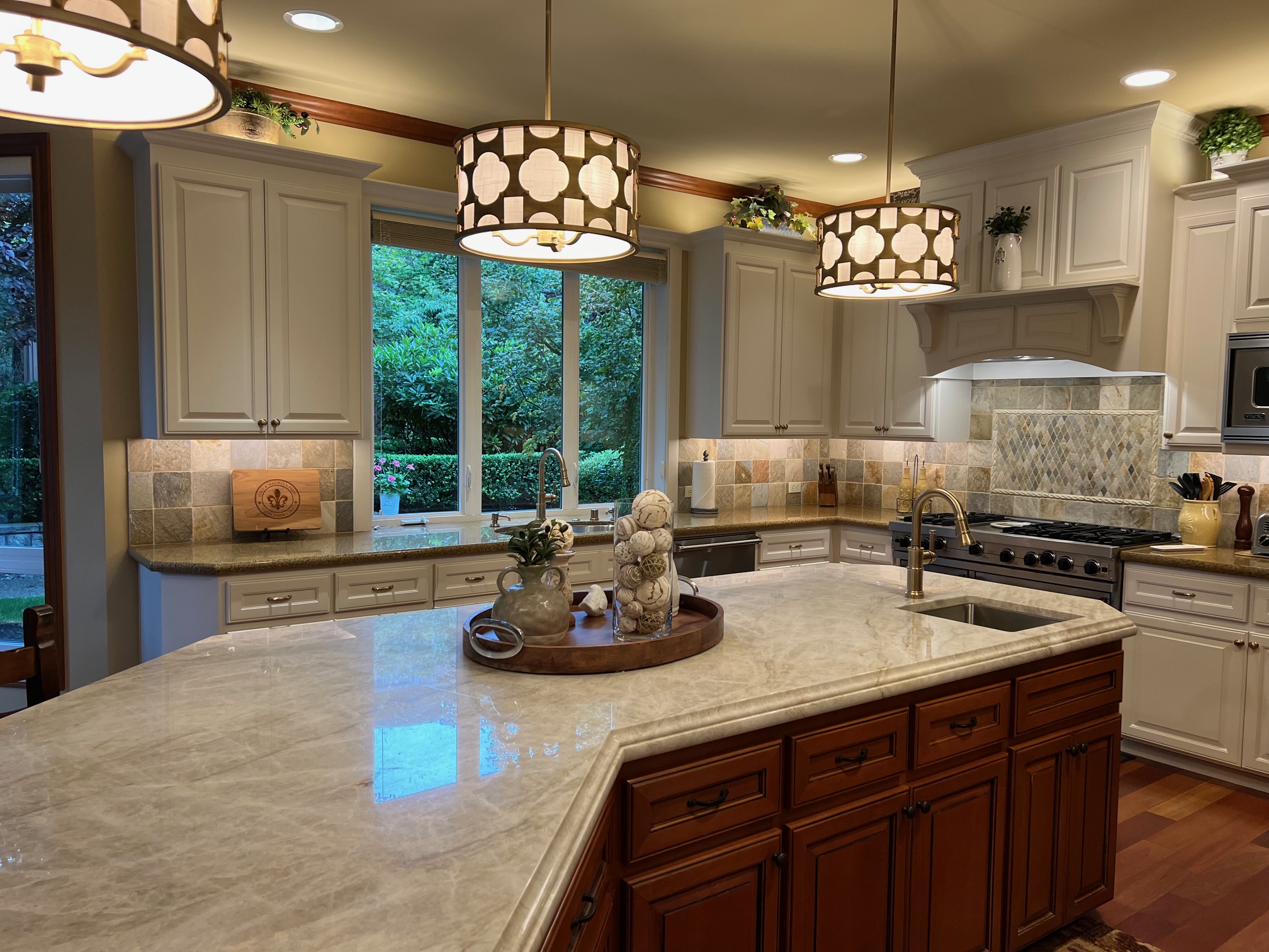 Featured image for “Sammamish Kitchen Refresh”